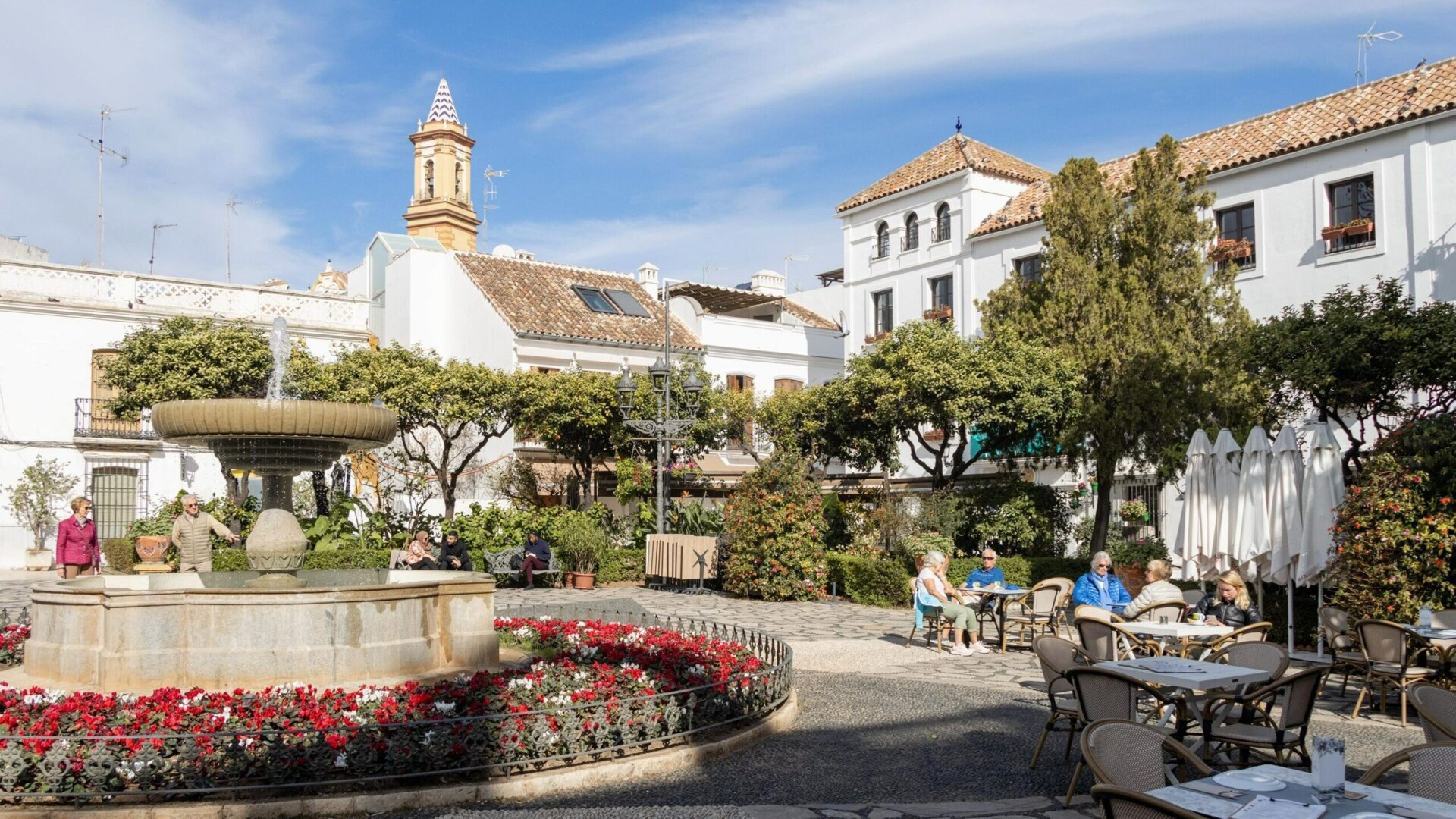Estepona Center Area Guide | Serneholt Estate